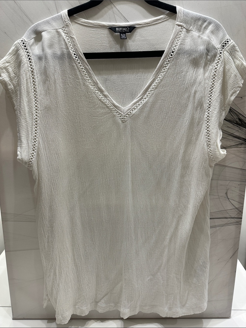 Buffalo David Bitton White V-Neck Lace Trim Blouse Size XL